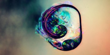 单曲反反复复究竟是哪首歌？