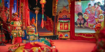 丫蛋春晚小品唱的什么歌你知道吗？